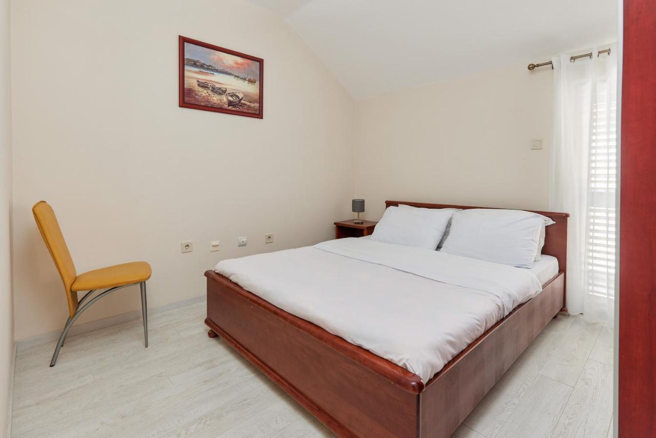 Apartment Mrsulja Kotor Exterior foto
